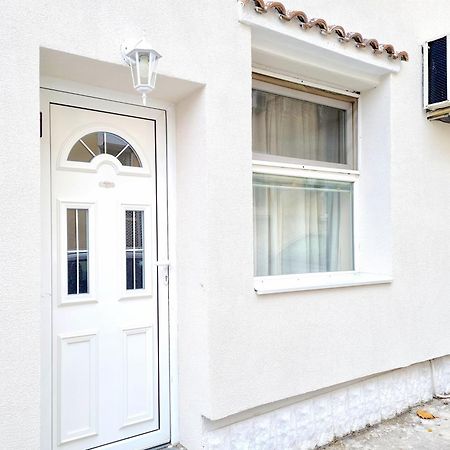 Angelina Apartmani. Белград Екстериор снимка